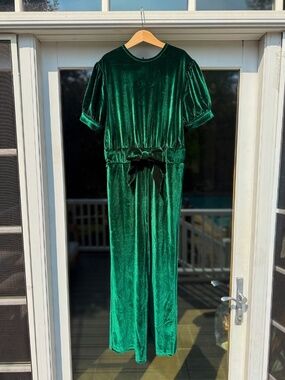 Shop The Mint Girls Jumpsuit - Green Velvet Christmas Holiday 10/12